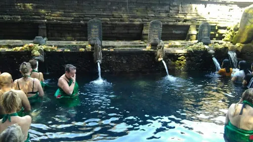 AR Bali Tour Driver 1