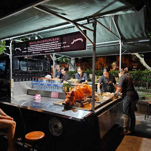 Night Market Peliatan 3