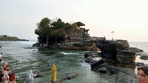 ARENA " Taxi And Motorbikes Rent 4