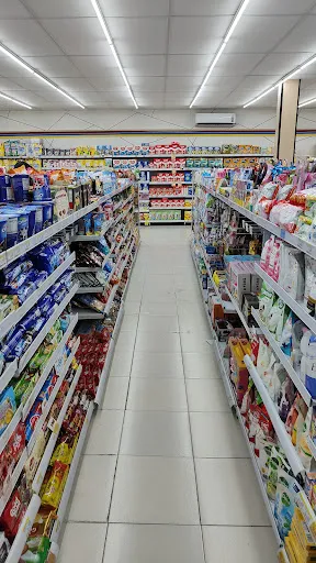 Indomaret Fresh Pengosekan 4