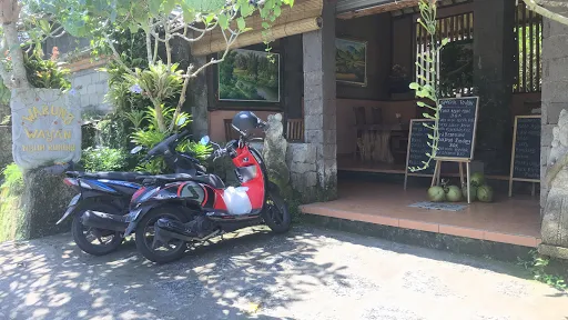 Warung wayan ( Nyuh kuning village ) 3