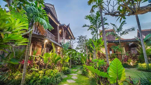 GAYATRI RETREAT VILLA & RESTO 3