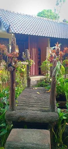 Liyer Spirit House 3