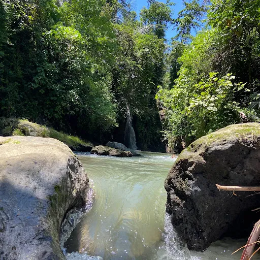Secret Waterfall 1