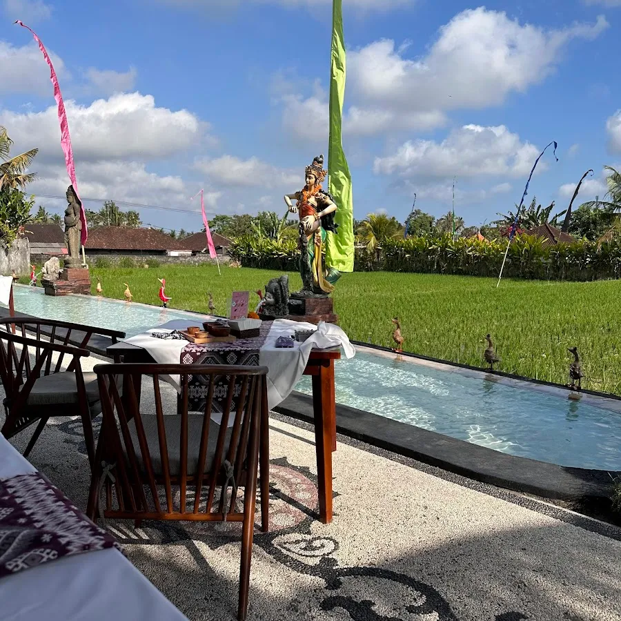 Semar Kuning Restaurant 3