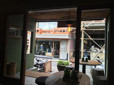 The Limited Burger (TLB) 2