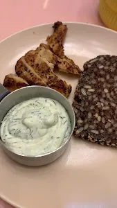 Cream soda family bistro 2