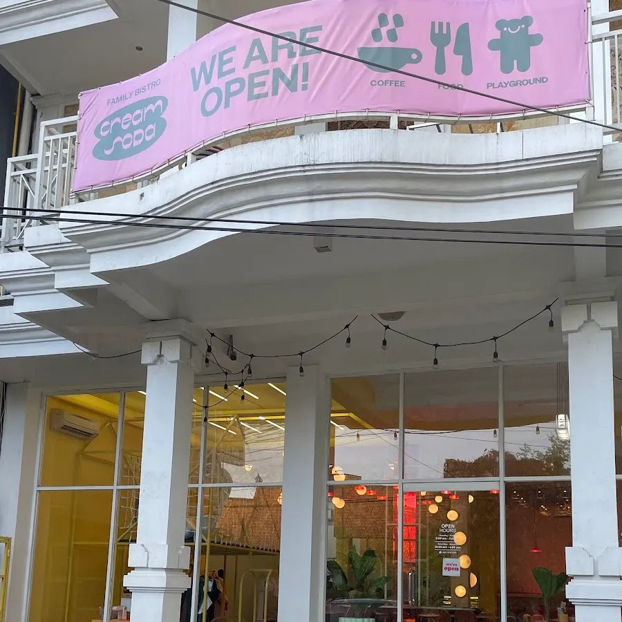 Cream soda family bistro 4