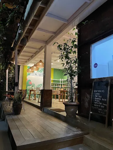 Api Api Cafe 1