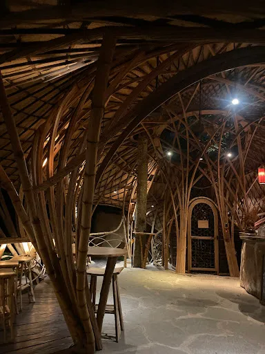 ELEVATOR Sunset Bar - Bambu Indah Resort 1