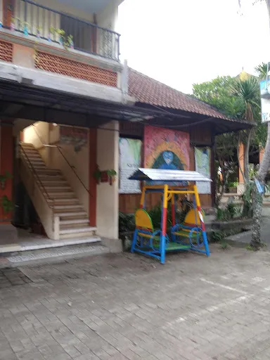 Galeri Alon 4