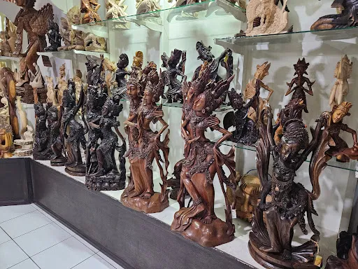 Werochana Wood Carving 3