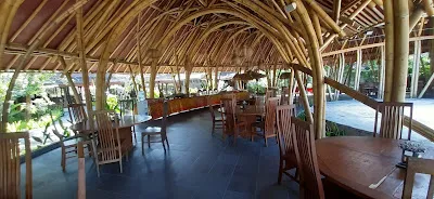 Bamboo Kitchen 3