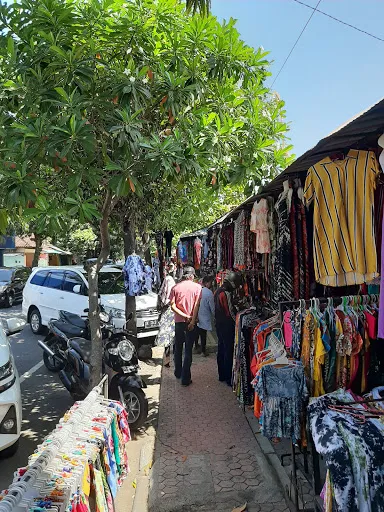 Pasar malam Sukawati 4