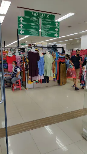Pasar Wisata Sukawati Bali 4