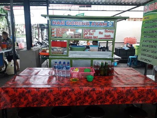 Pasar Senggol Sukawati 4