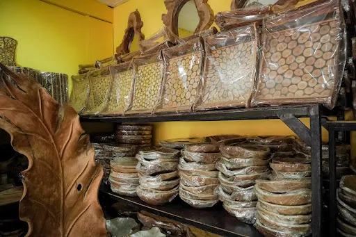 Komang Sriadi's Handicraft 3