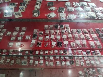 I Wayan Sudiarta Gold & Silver 1