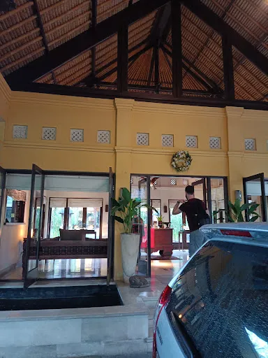 Prapen Jewelry & Artifacts 1