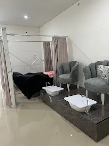 SASY BEAUTY SALON 3
