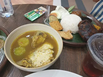 Penyetan Cok - Living World Denpasar 3