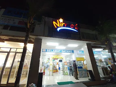 Nirmala Plaza Supermarket Batubulan 2