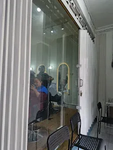 Loona Beauty Salon Cabang Ayani 4