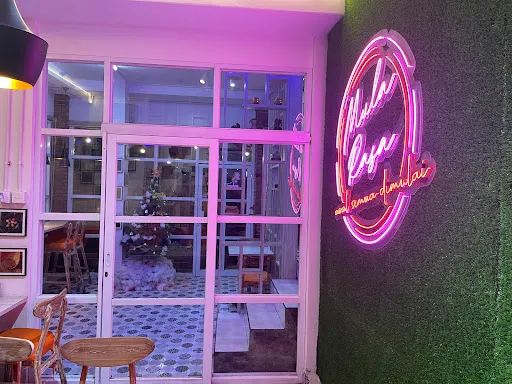 Mula Rasa Coffe and Bistro 1