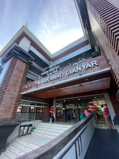 Pasar sukawati 1
