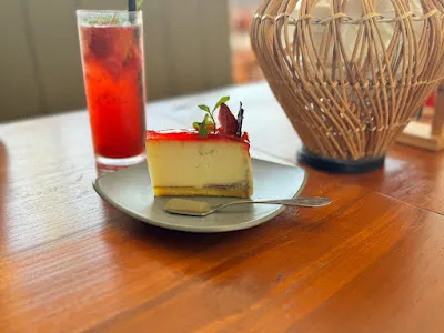 Strawberryku Resto & Coffee 4