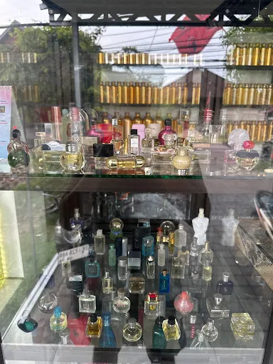 Toko Ayu Adi 2