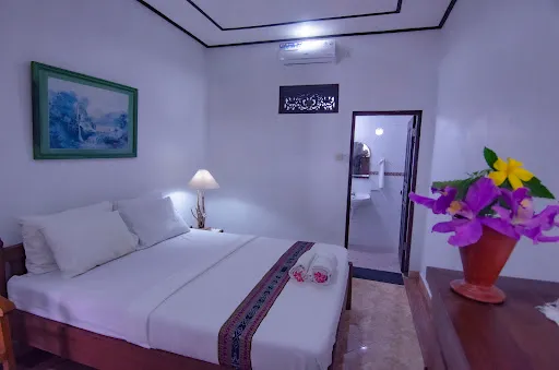 Tresna Home Stay 2