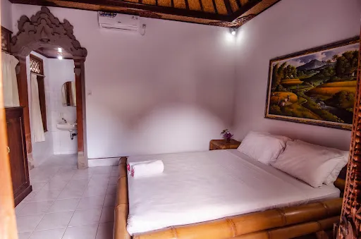 Tresna Home Stay 4