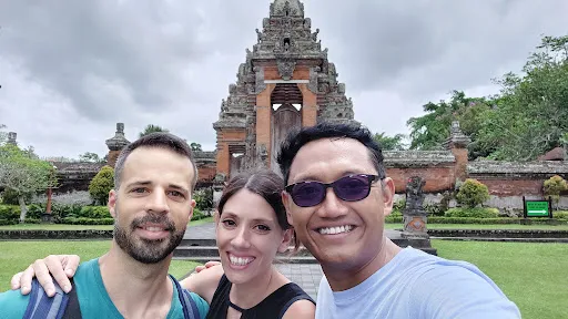 Agus Bali Taxi and Tour Service 3