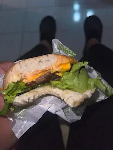 Burger bangor WR Supratman 1