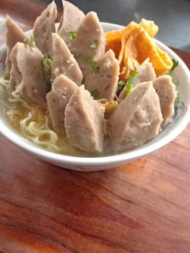 Warung Mie Ayam Racing 1
