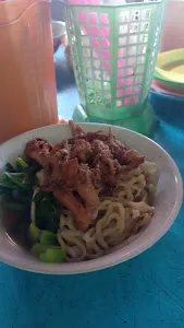 Warung Mie Ayam Racing 3