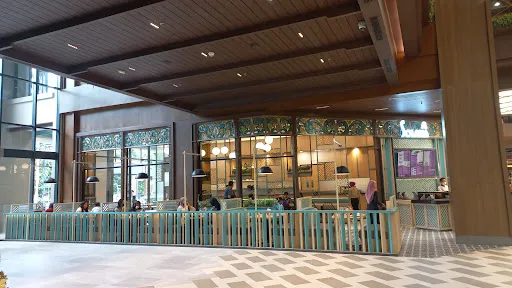 Solaria - Living World Denpasar 4