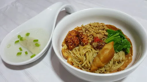 Mie Ornik Bali 1