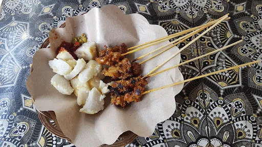 Sate Babi Dek Moglong 1