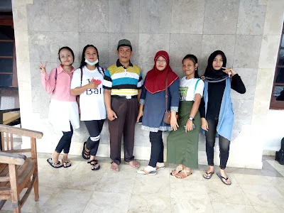Ferry Antho Hotel