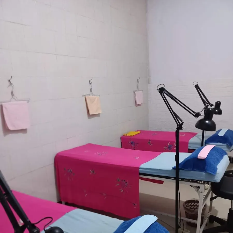 Elena Salon 3