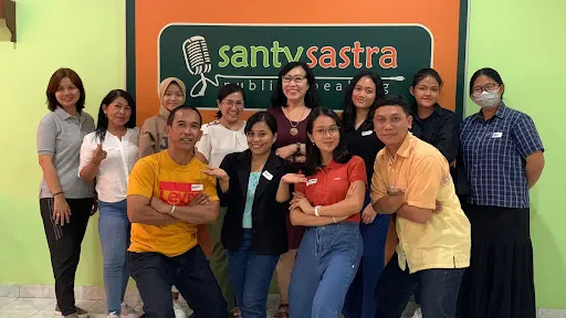 Santy Sastra Public Speaking 1