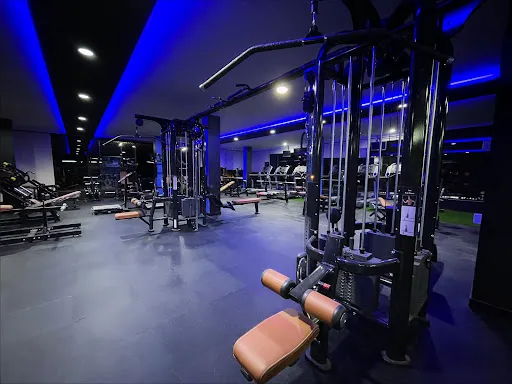 Royal Gym Fitness Centre Denpasar 4