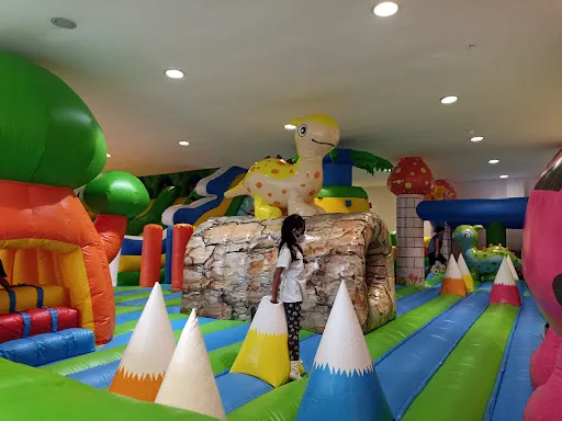 YOUTH PARK 2