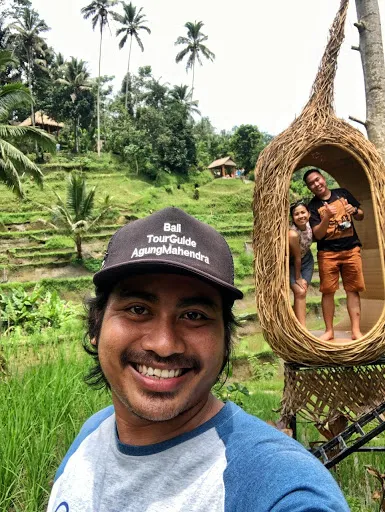 Bali Tour Guide Agung 1