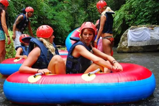 Tubing Barong Cave 4