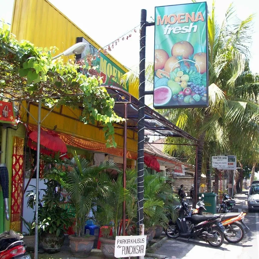 Moena Fresh W.R. Supratman - Buah Segar. Jus Sehat. 4