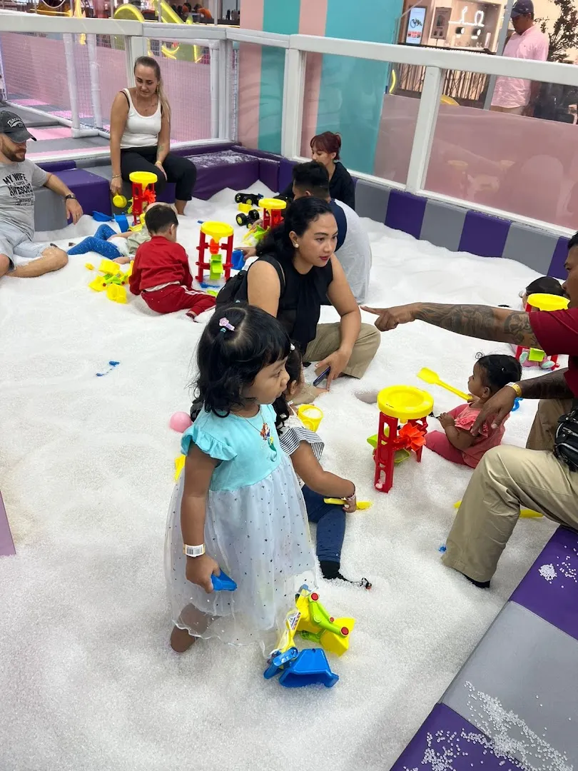 Kidzlandia Living World Denpasar 3