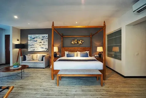 The Cakra Hotel 1
